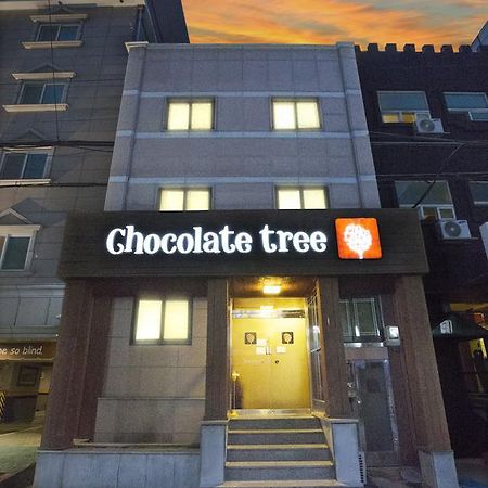 Chocolate Tree Sinchon Hotel Seul Esterno foto