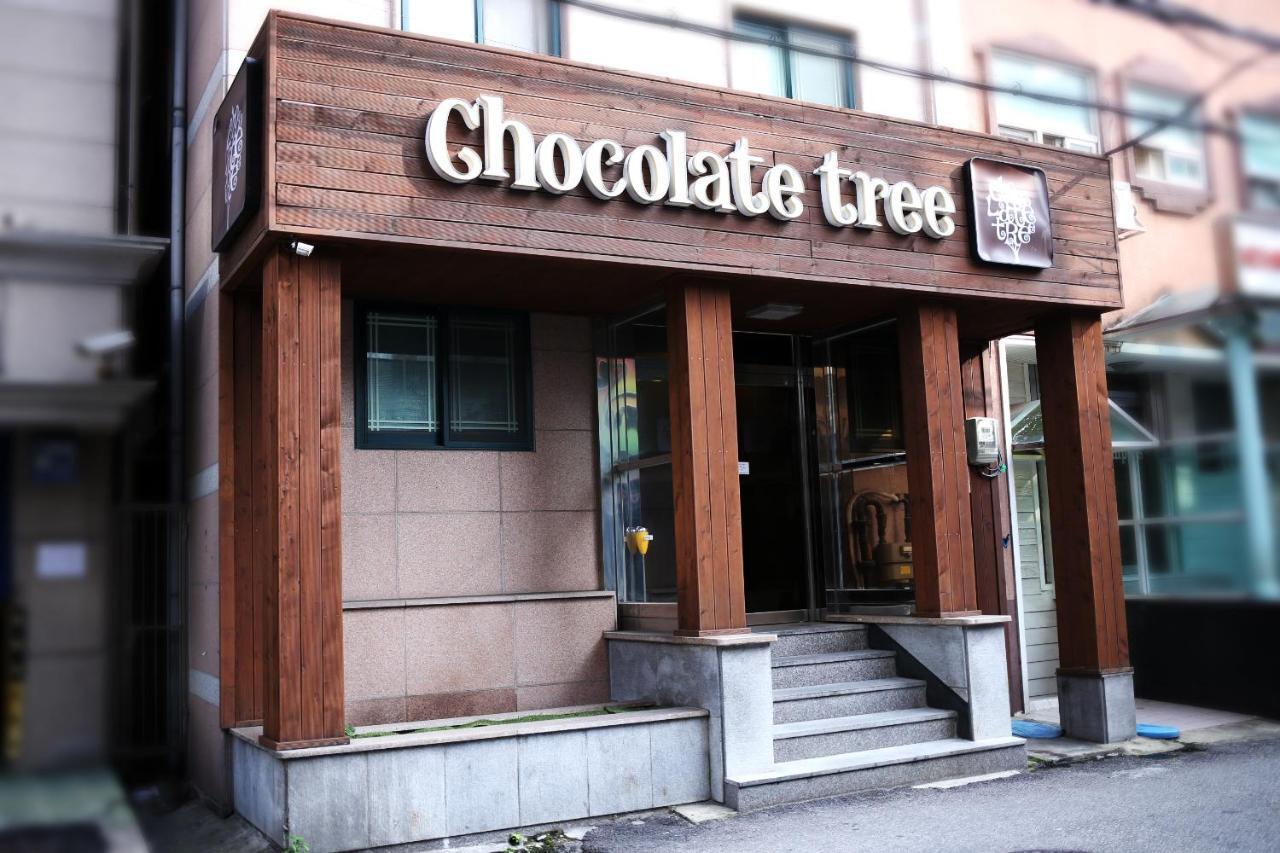 Chocolate Tree Sinchon Hotel Seul Esterno foto